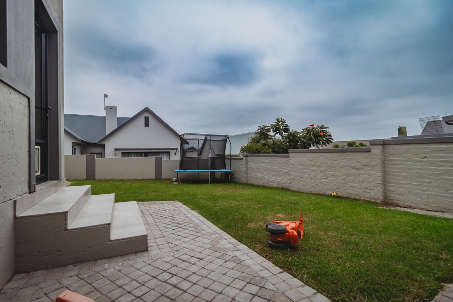 3 Bedroom Property for Sale in Blue Mountain Village Western Cape